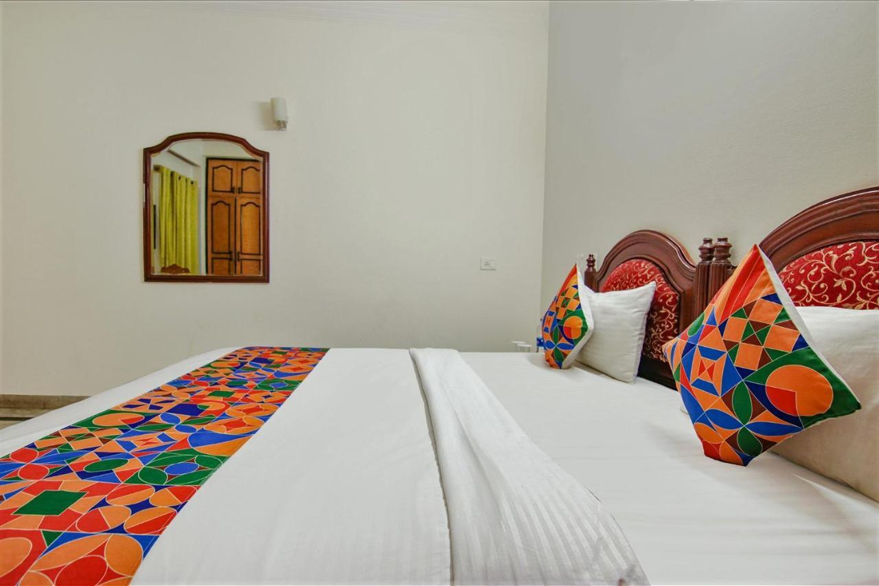 Fabhotel Singh Suite Gurgaon Exteriör bild