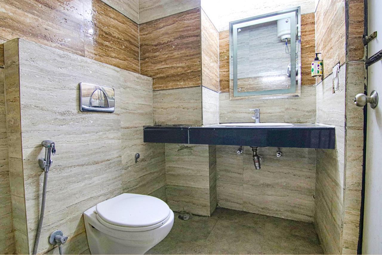 Fabhotel Singh Suite Gurgaon Exteriör bild