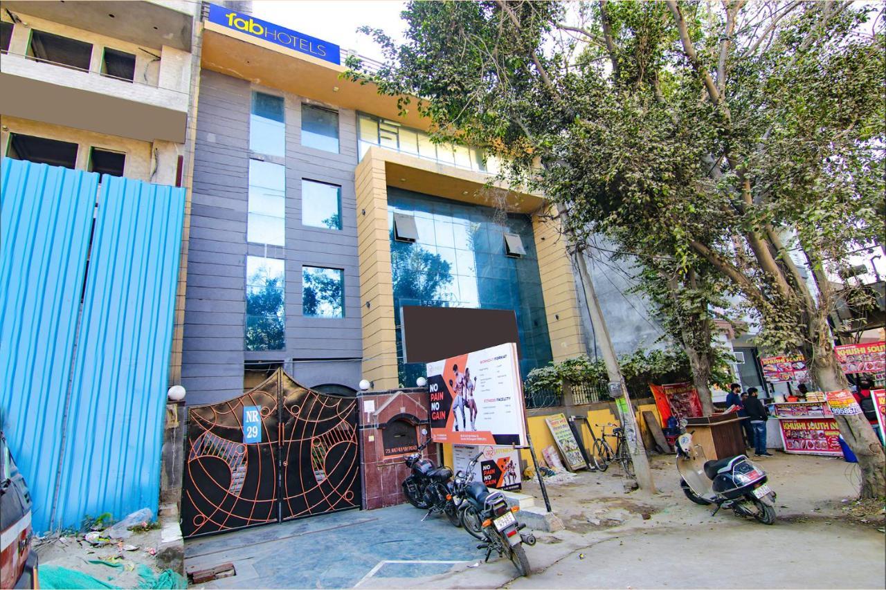 Fabhotel Singh Suite Gurgaon Exteriör bild